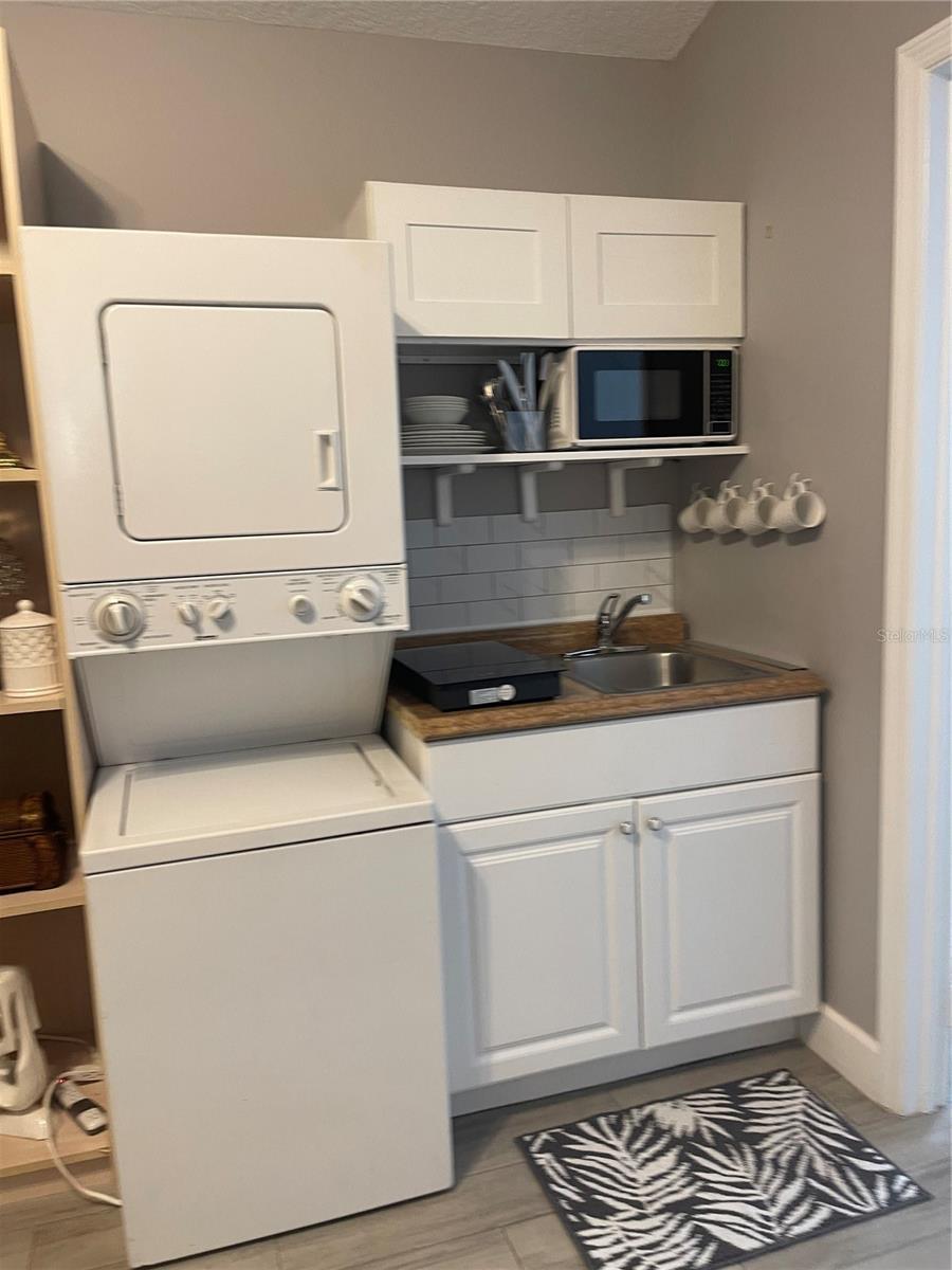 Image 17 of 22 For 15454 Markham Drive