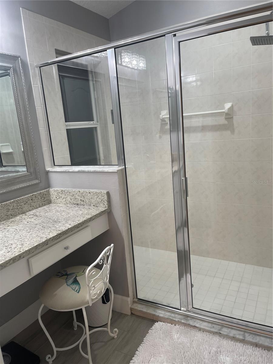 Image 19 of 22 For 15454 Markham Drive