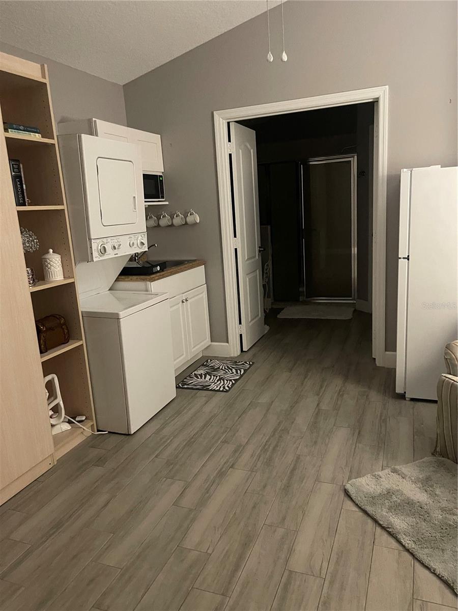 Image 20 of 22 For 15454 Markham Drive