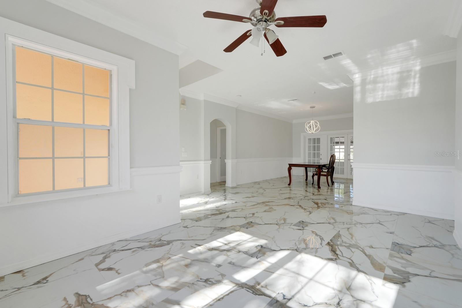 Image 10 of 36 For 206 Redwood Bark Trail