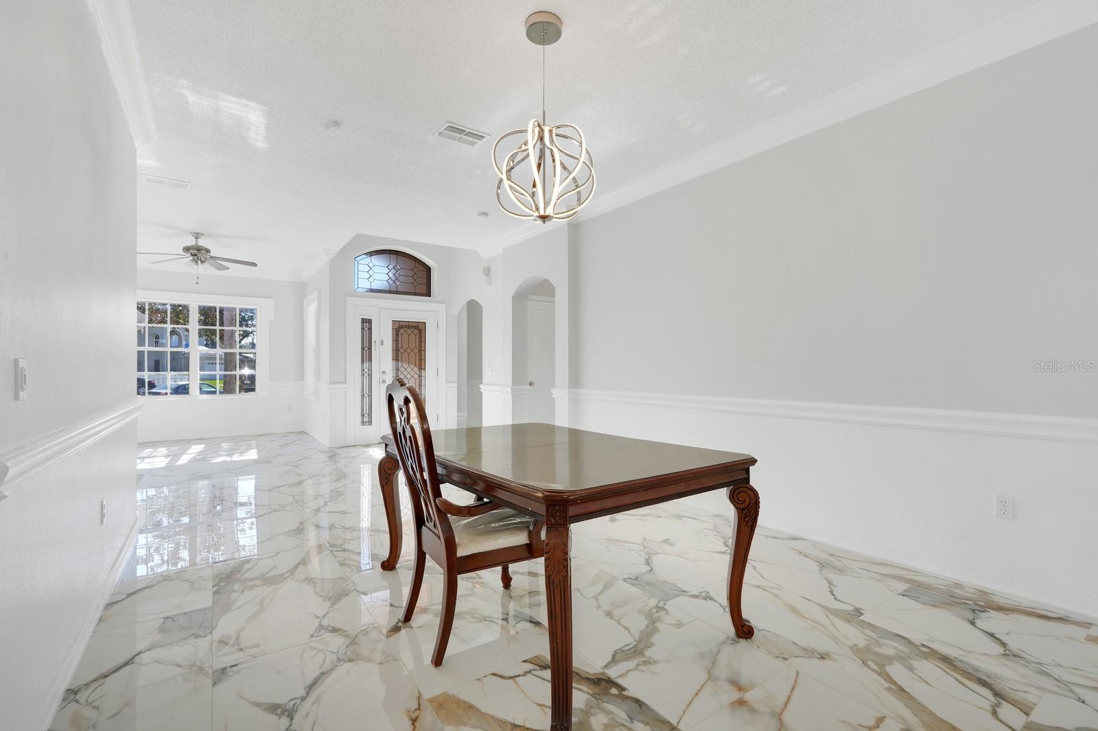 Image 11 of 36 For 206 Redwood Bark Trail