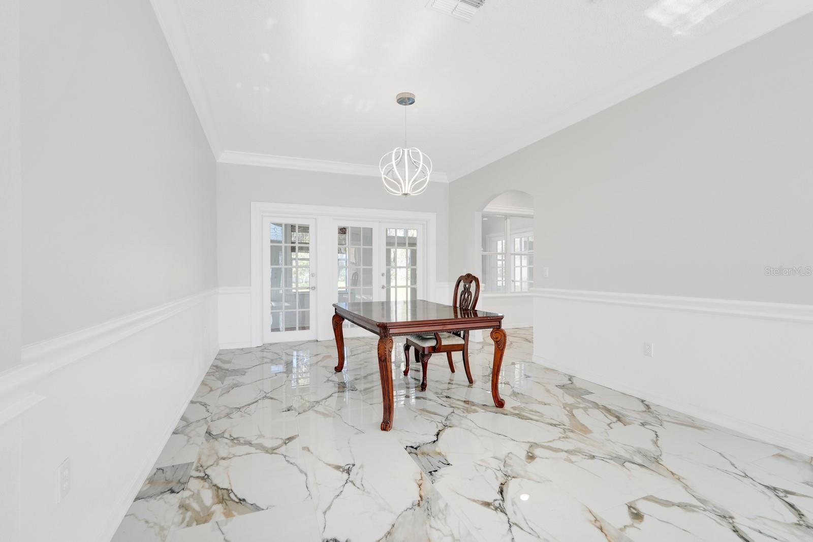 Image 12 of 36 For 206 Redwood Bark Trail