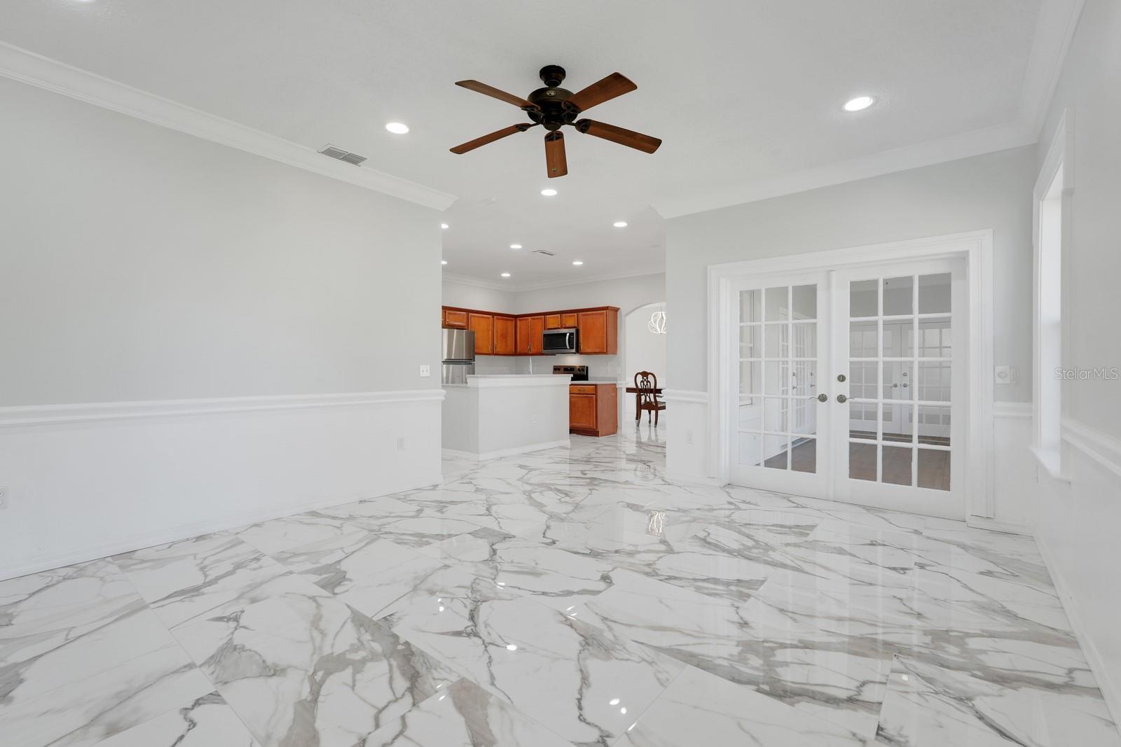 Image 16 of 36 For 206 Redwood Bark Trail