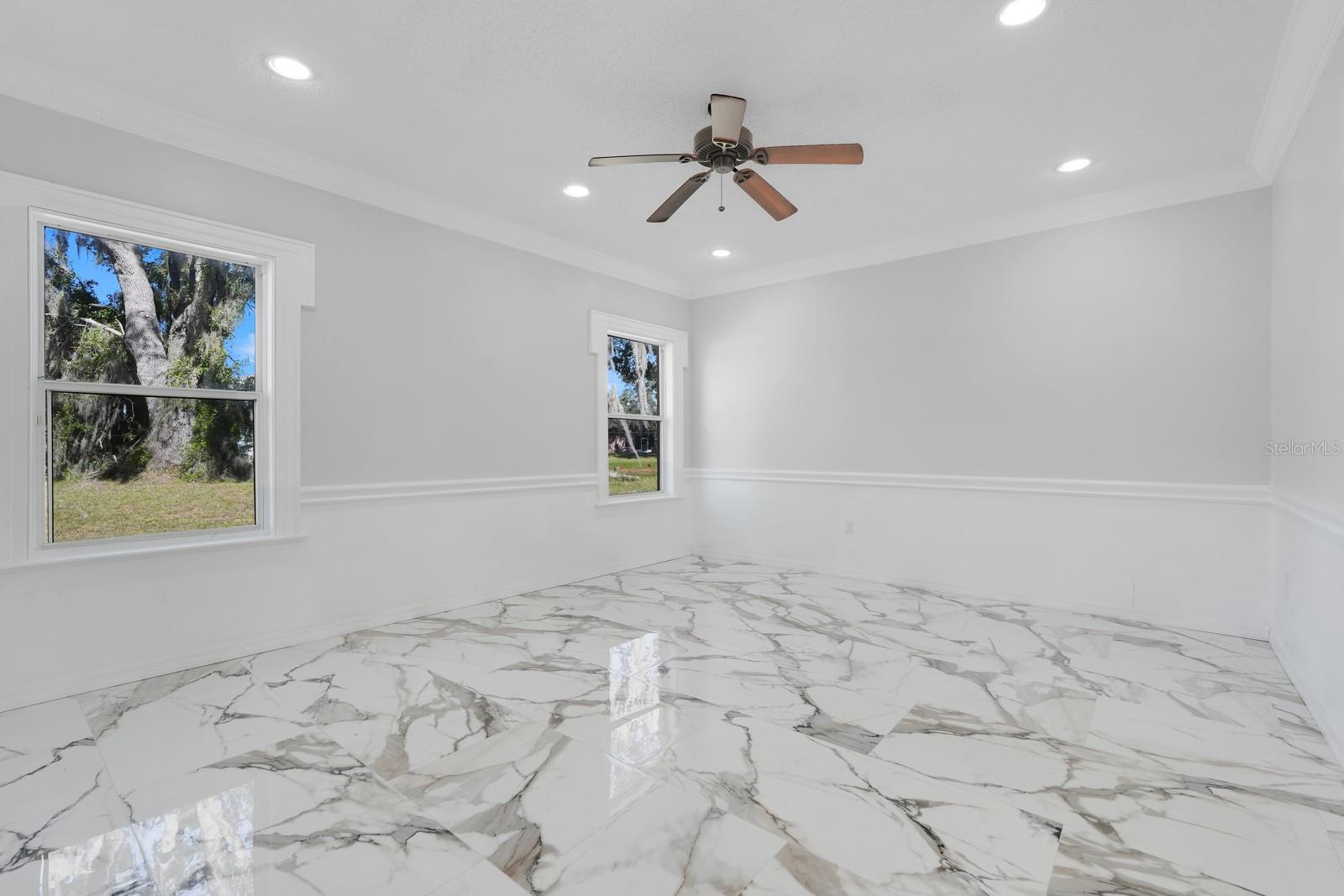 Image 17 of 36 For 206 Redwood Bark Trail