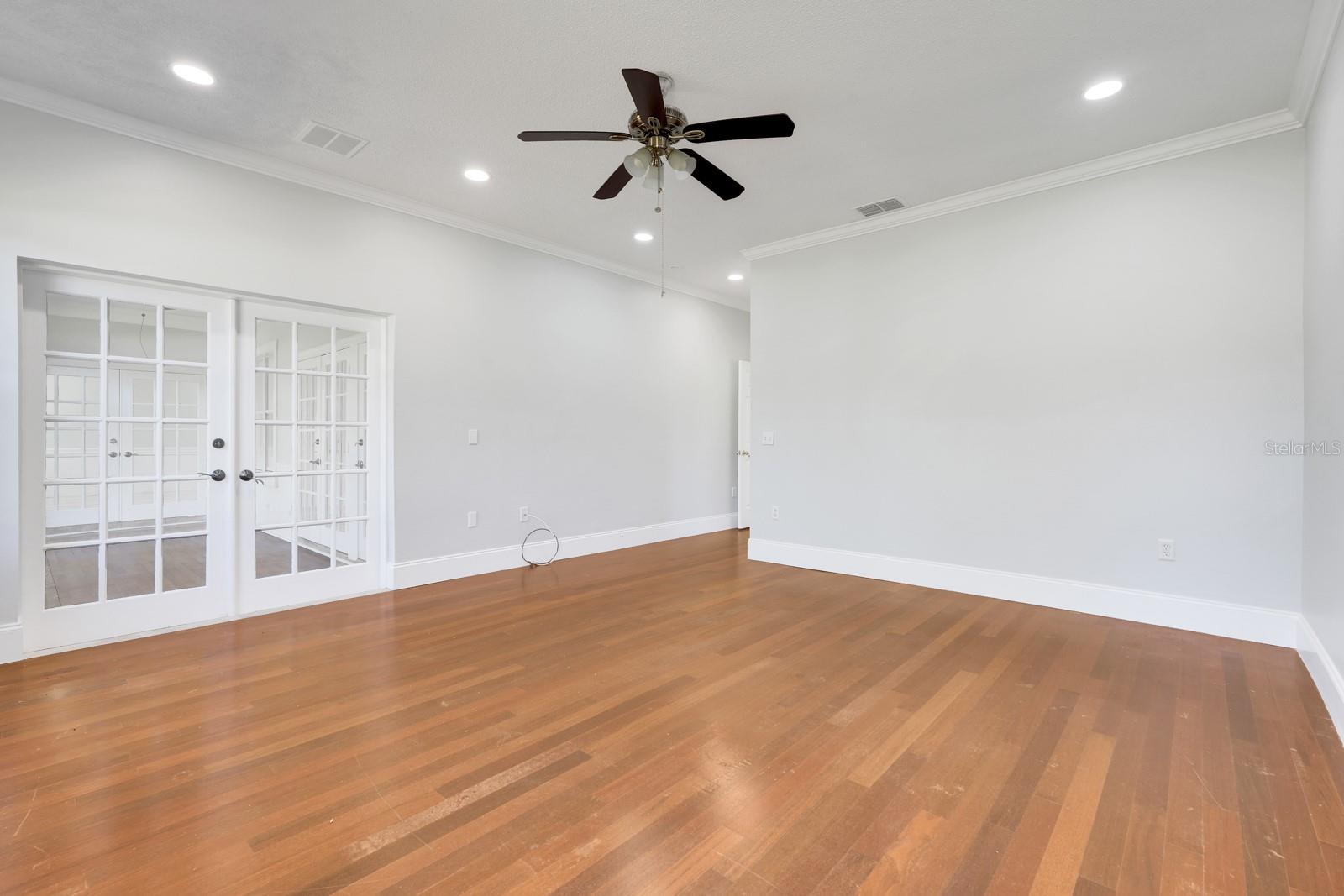 Image 18 of 36 For 206 Redwood Bark Trail