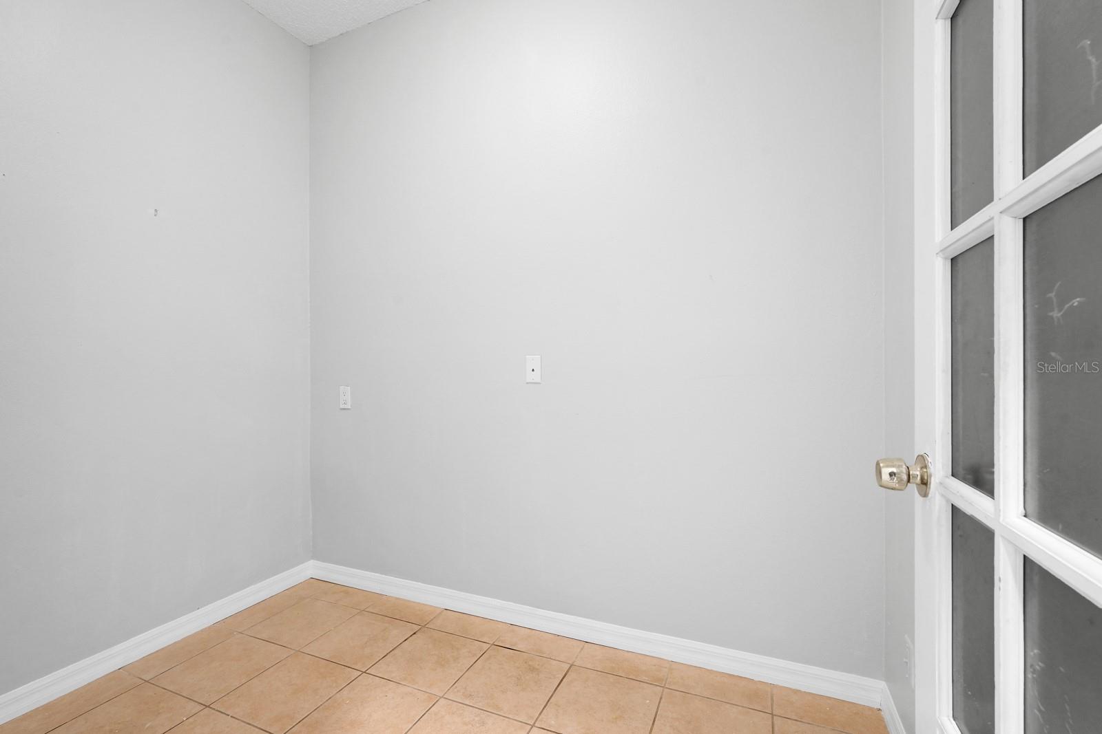 Image 27 of 36 For 206 Redwood Bark Trail