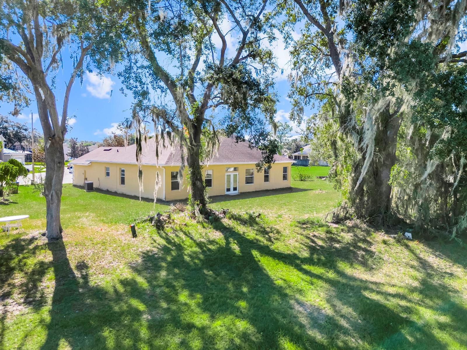 Image 31 of 36 For 206 Redwood Bark Trail