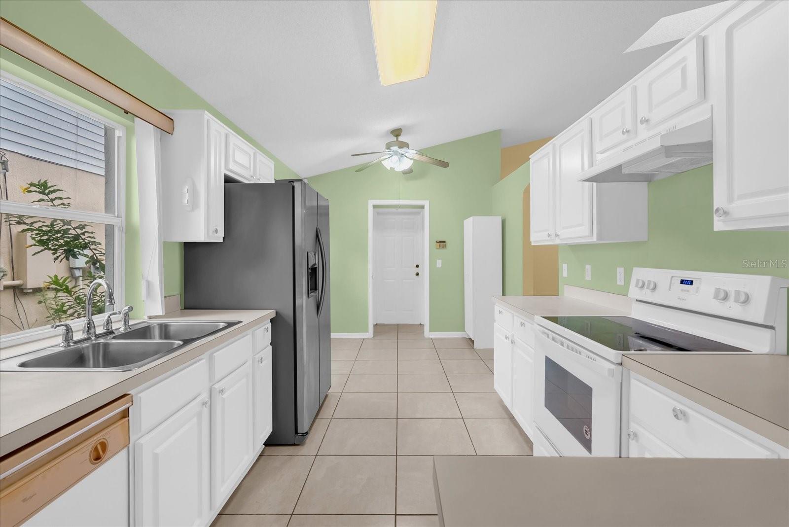 Image 8 of 24 For 813 Garden Glen Loop