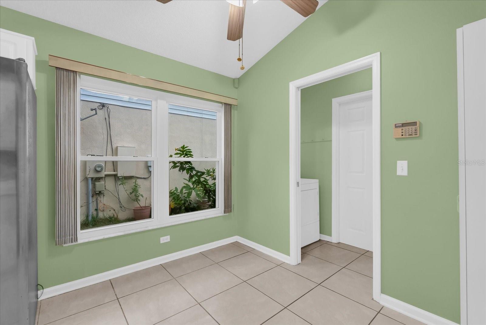 Image 9 of 24 For 813 Garden Glen Loop