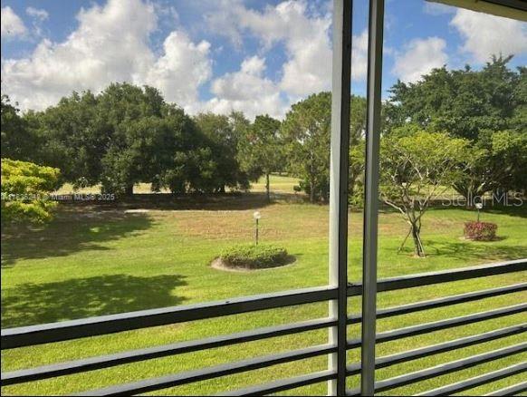 Image 8 of 15 For 3503 Oaks Way 212