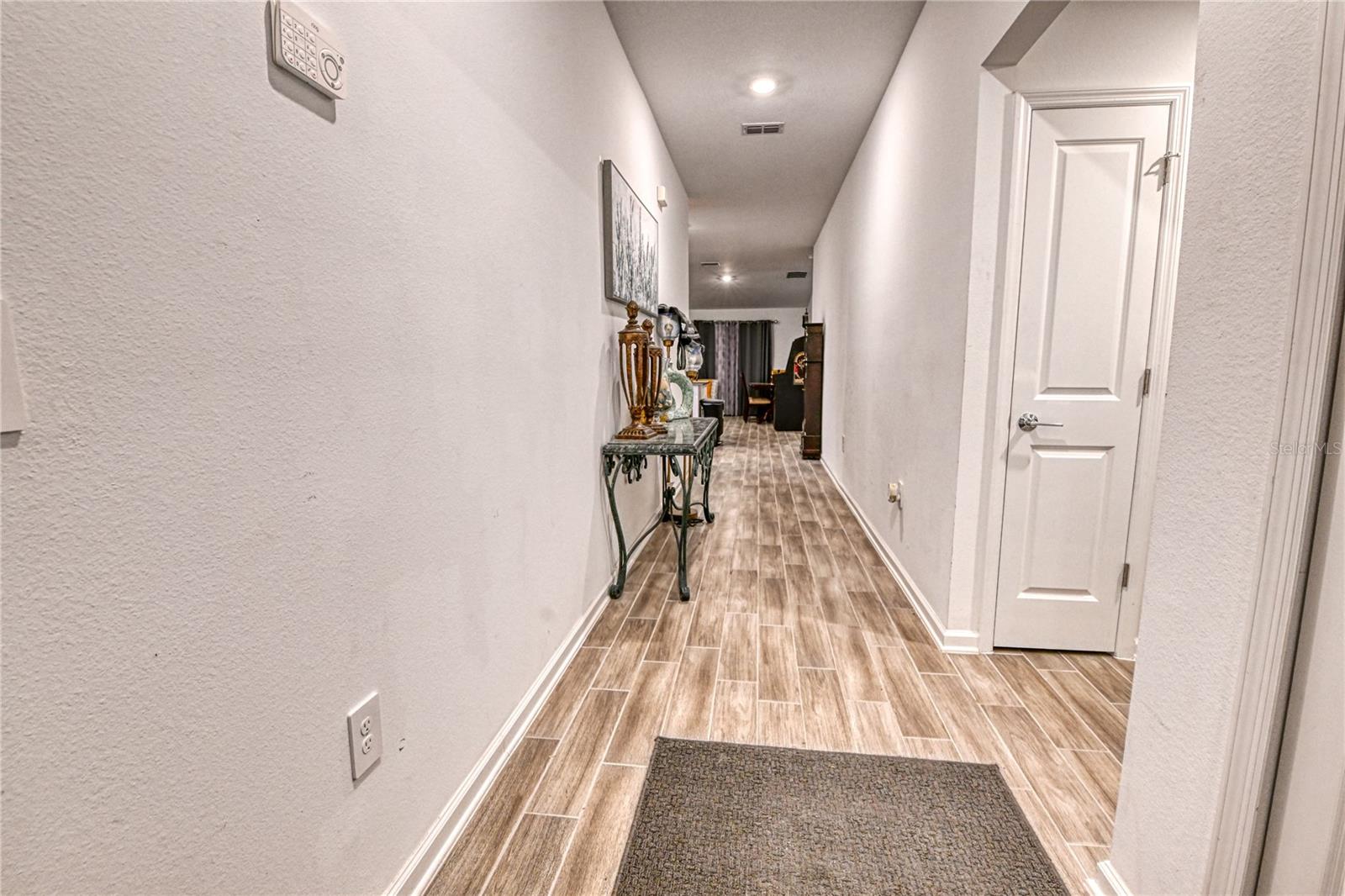 Image 3 of 20 For 1159 Pomelo Street