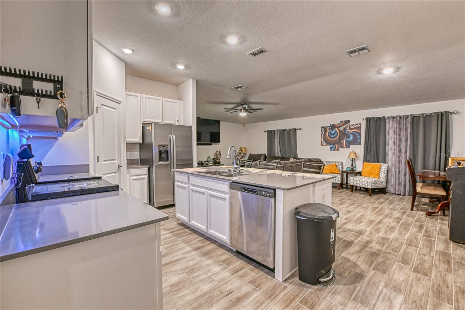 Image 4 of 20 For 1159 Pomelo Street