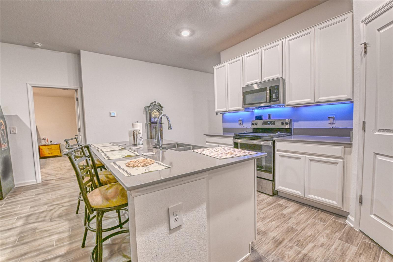 Image 6 of 20 For 1159 Pomelo Street