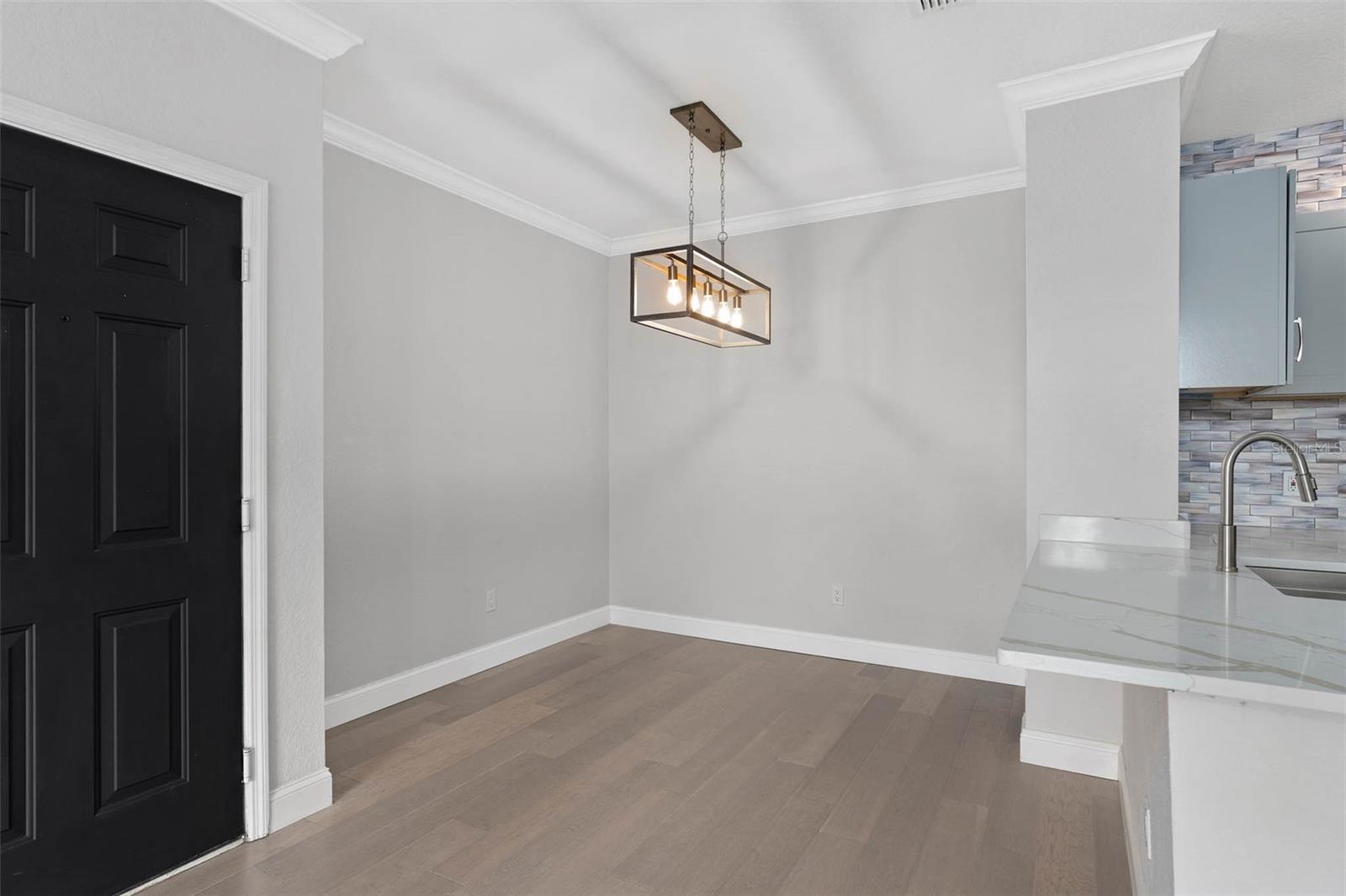 Image 11 of 45 For 2740 Maitland Crossing Way 206