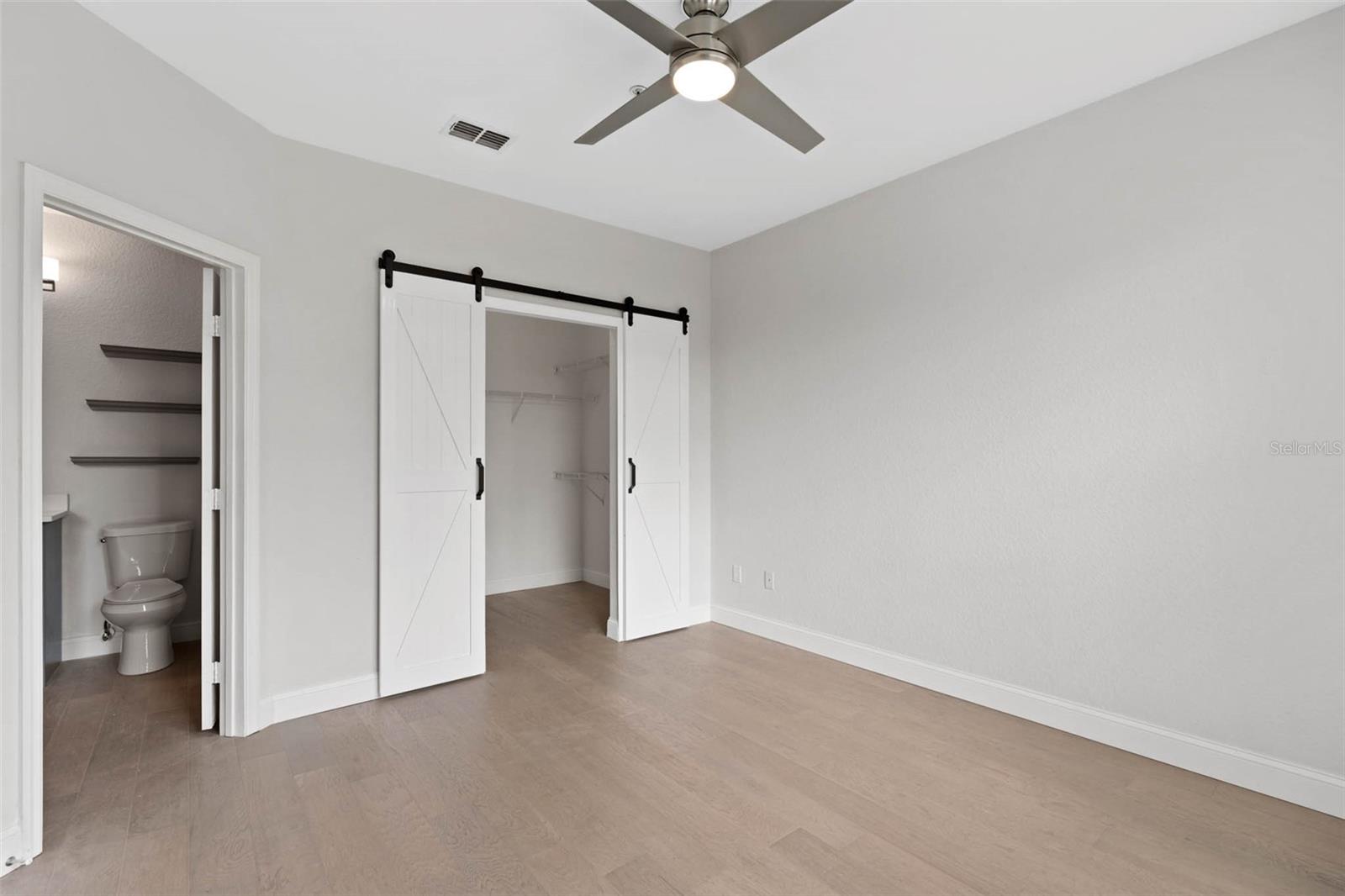 Image 19 of 45 For 2740 Maitland Crossing Way 206