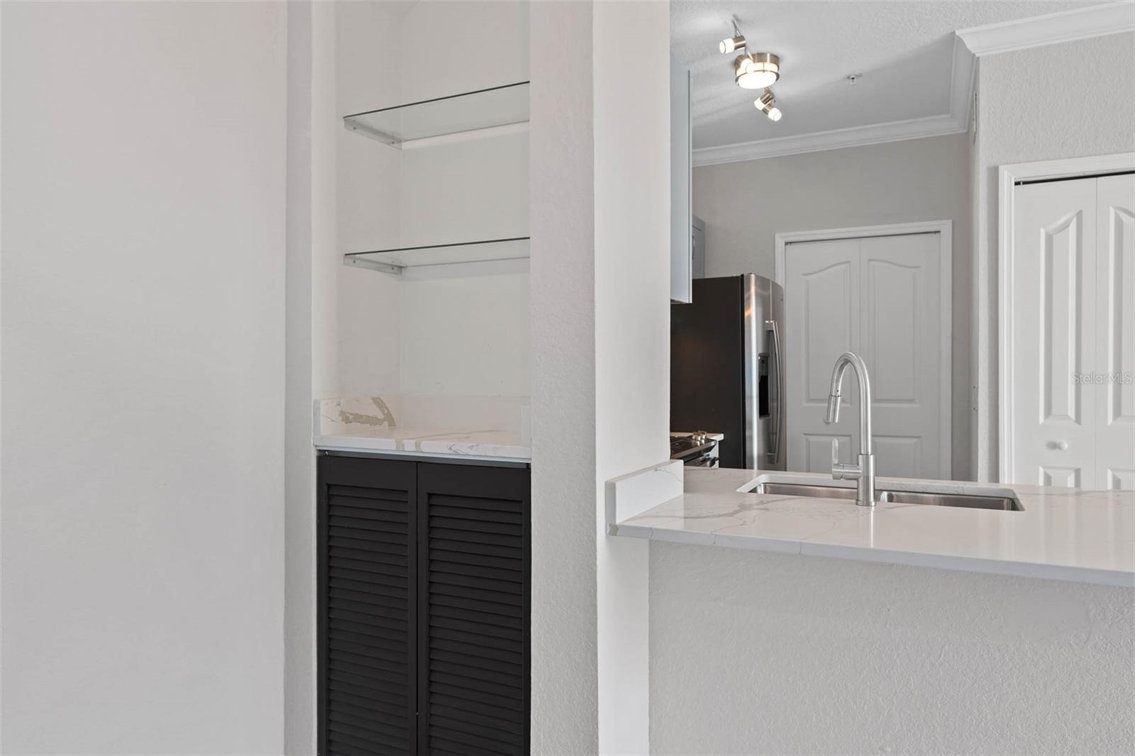 Image 21 of 45 For 2740 Maitland Crossing Way 206