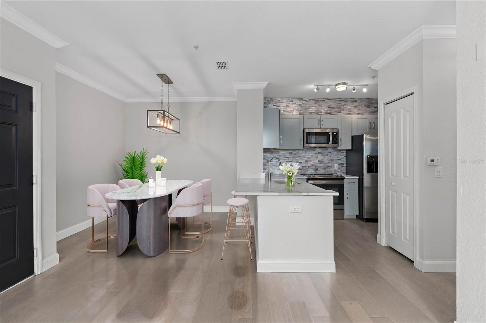 Image 4 of 45 For 2740 Maitland Crossing Way 206