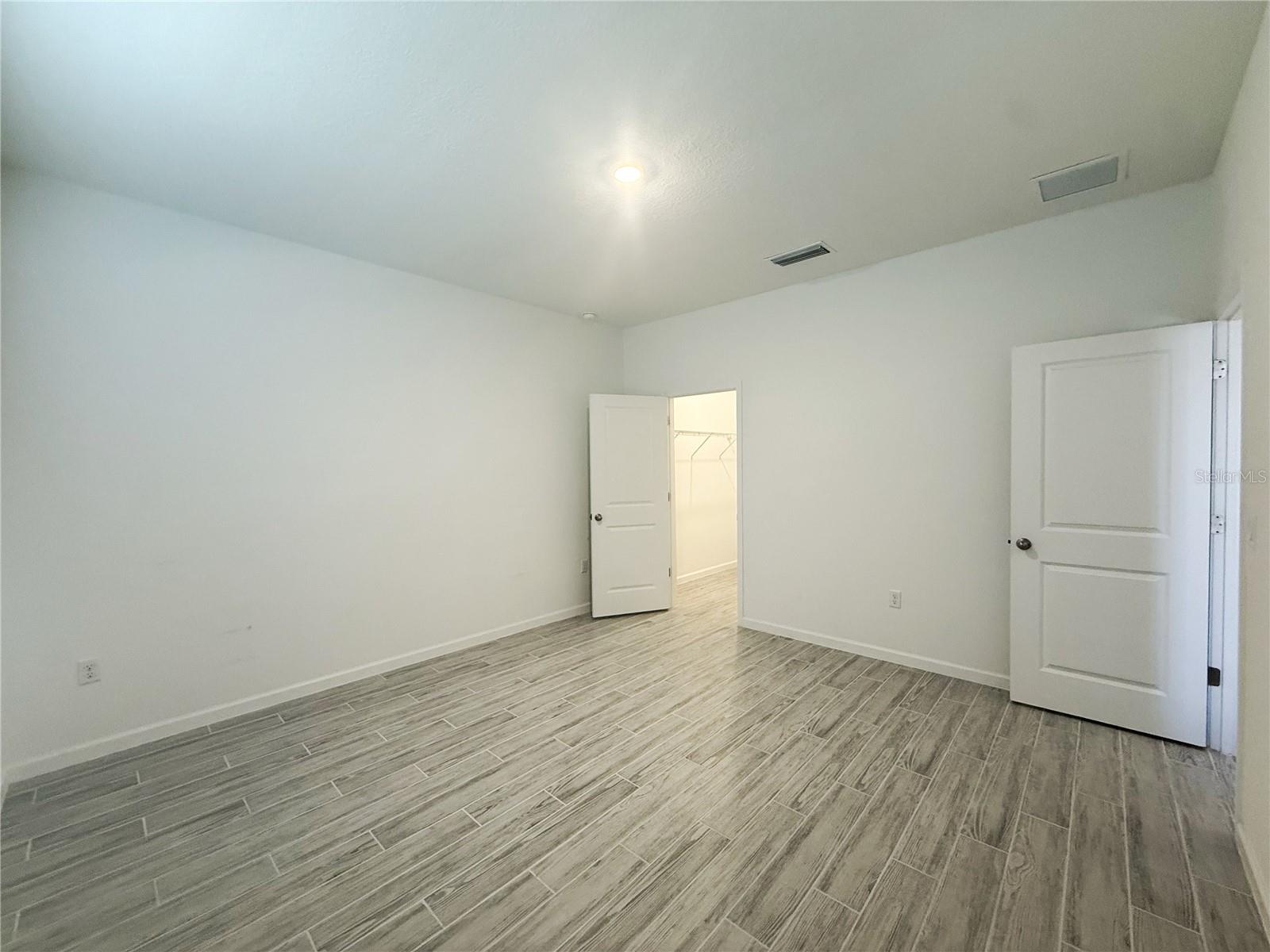 Image 14 of 32 For 4671 Cragmere Loop