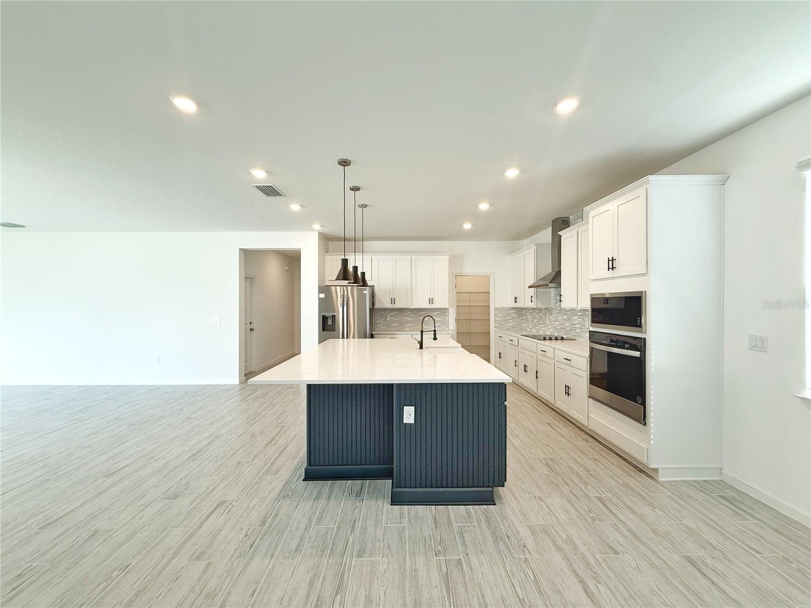 Image 8 of 32 For 4671 Cragmere Loop