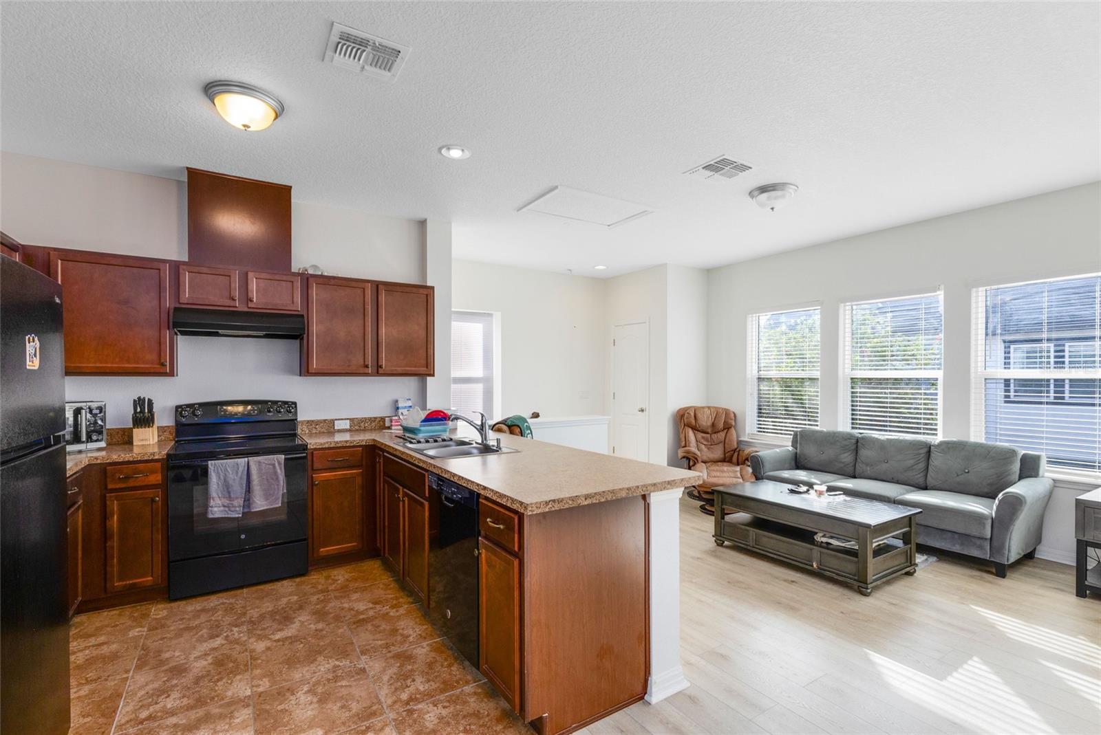 Image 30 of 50 For 8556 Tavistock Lakes Boulevard