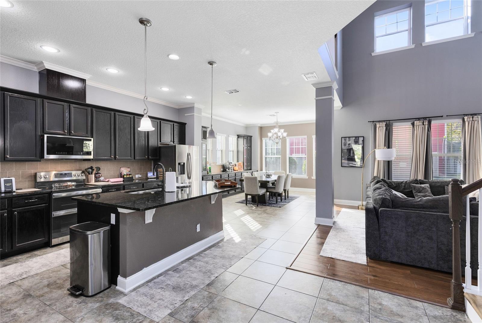 Image 5 of 50 For 8556 Tavistock Lakes Boulevard