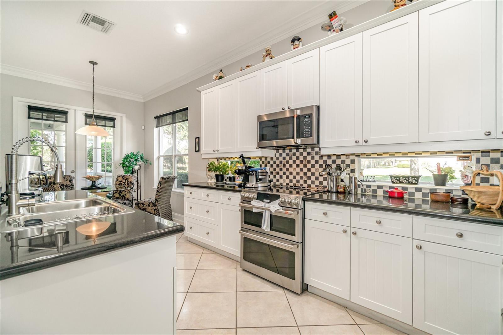 Image 21 of 41 For 6905 Nobleton Drive