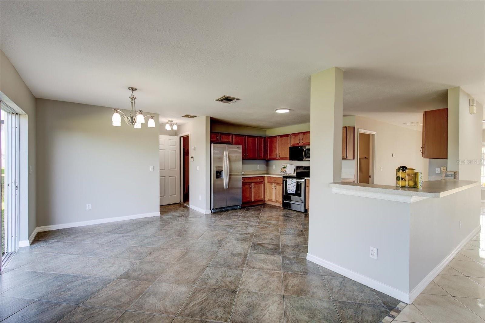 Image 14 of 57 For 807 Belhaven Drive