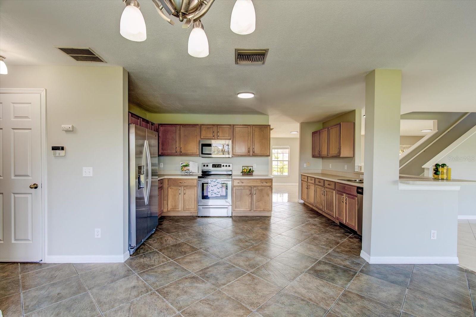 Image 15 of 57 For 807 Belhaven Drive