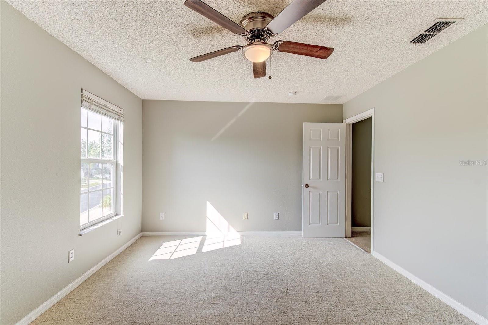 Image 38 of 57 For 807 Belhaven Drive