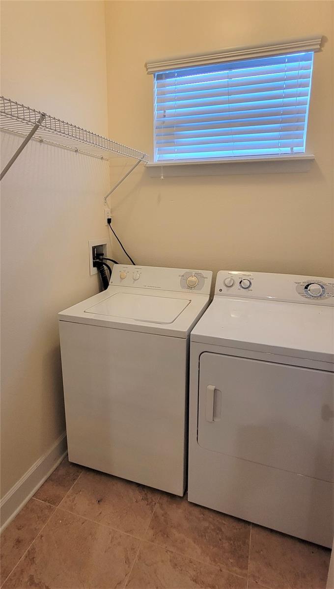 Image 18 of 22 For 2218 Musselwhite Avenue