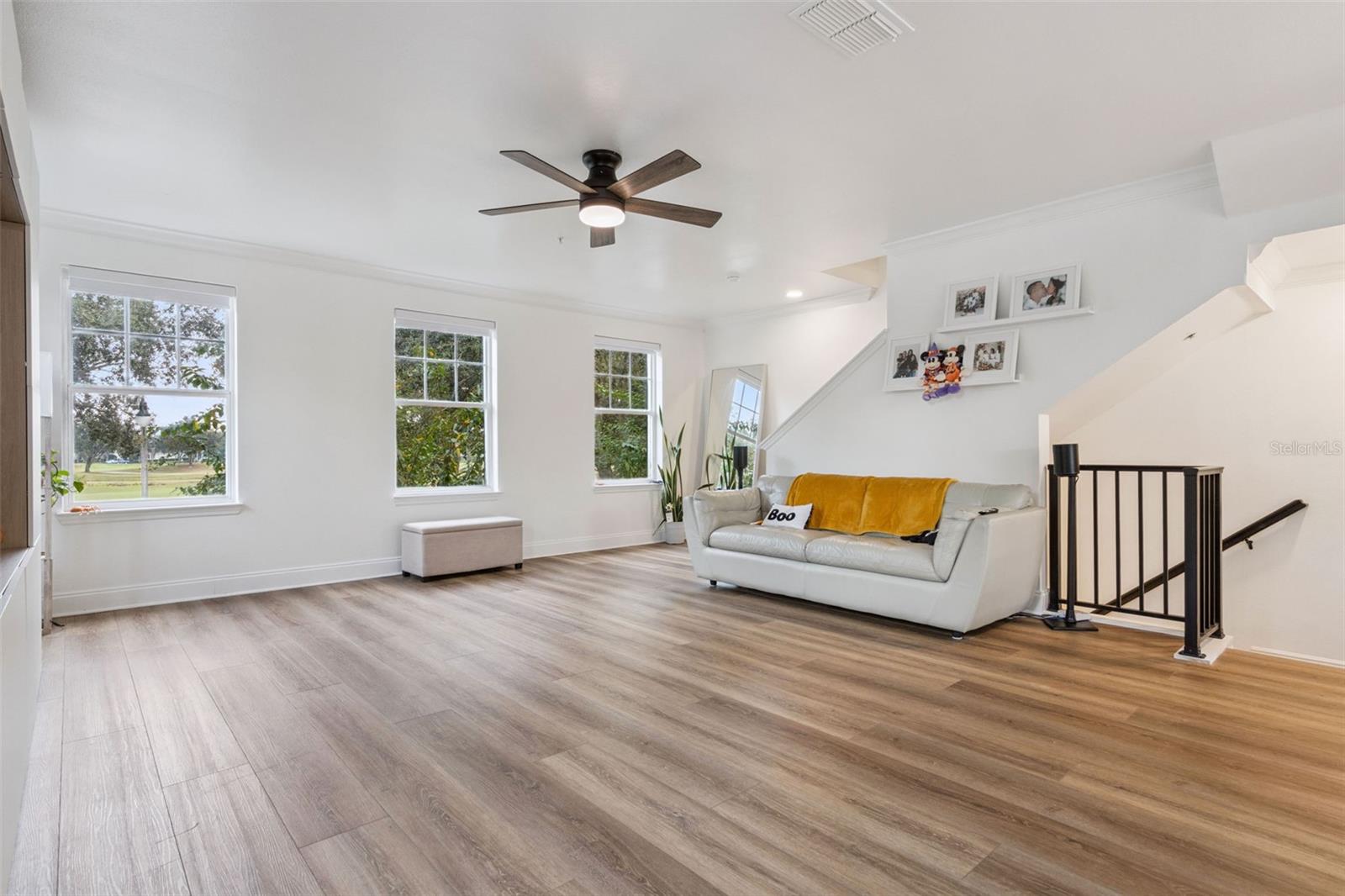 Image 14 of 68 For 1028 Waterside Drive