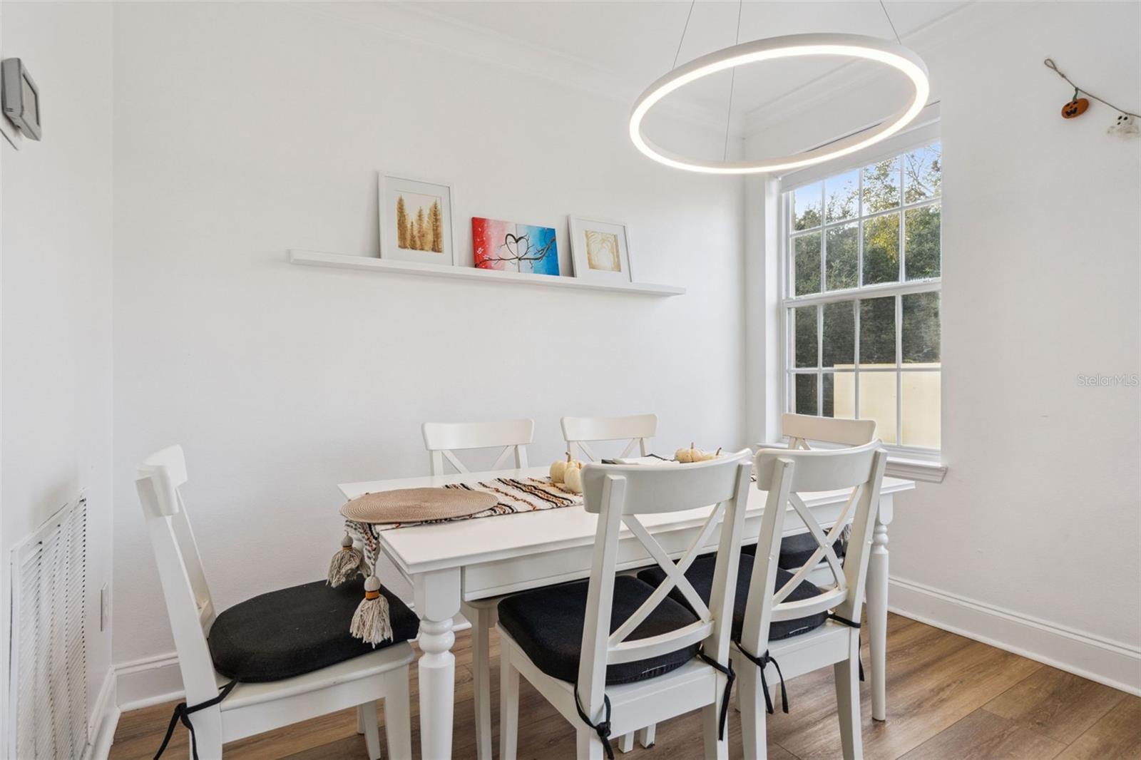 Image 16 of 68 For 1028 Waterside Drive