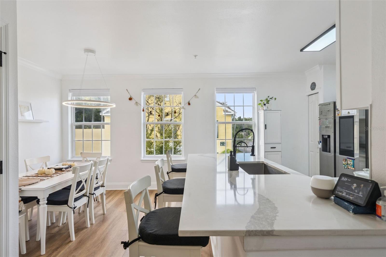 Image 18 of 68 For 1028 Waterside Drive