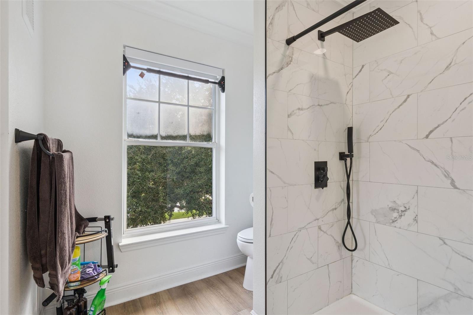 Image 29 of 68 For 1028 Waterside Drive