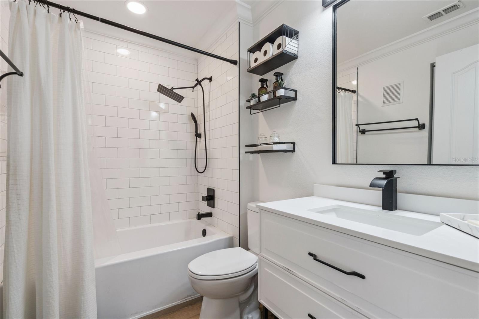 Image 34 of 68 For 1028 Waterside Drive