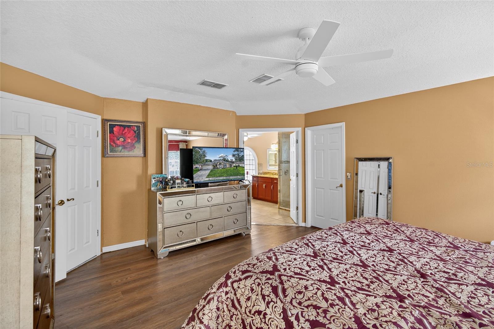 Image 27 of 50 For 937 Cumberland Circle