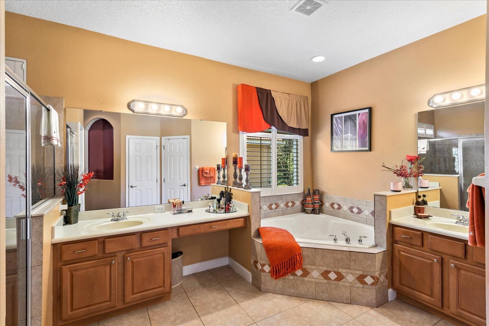 Image 20 of 43 For 11714 Delwick Drive