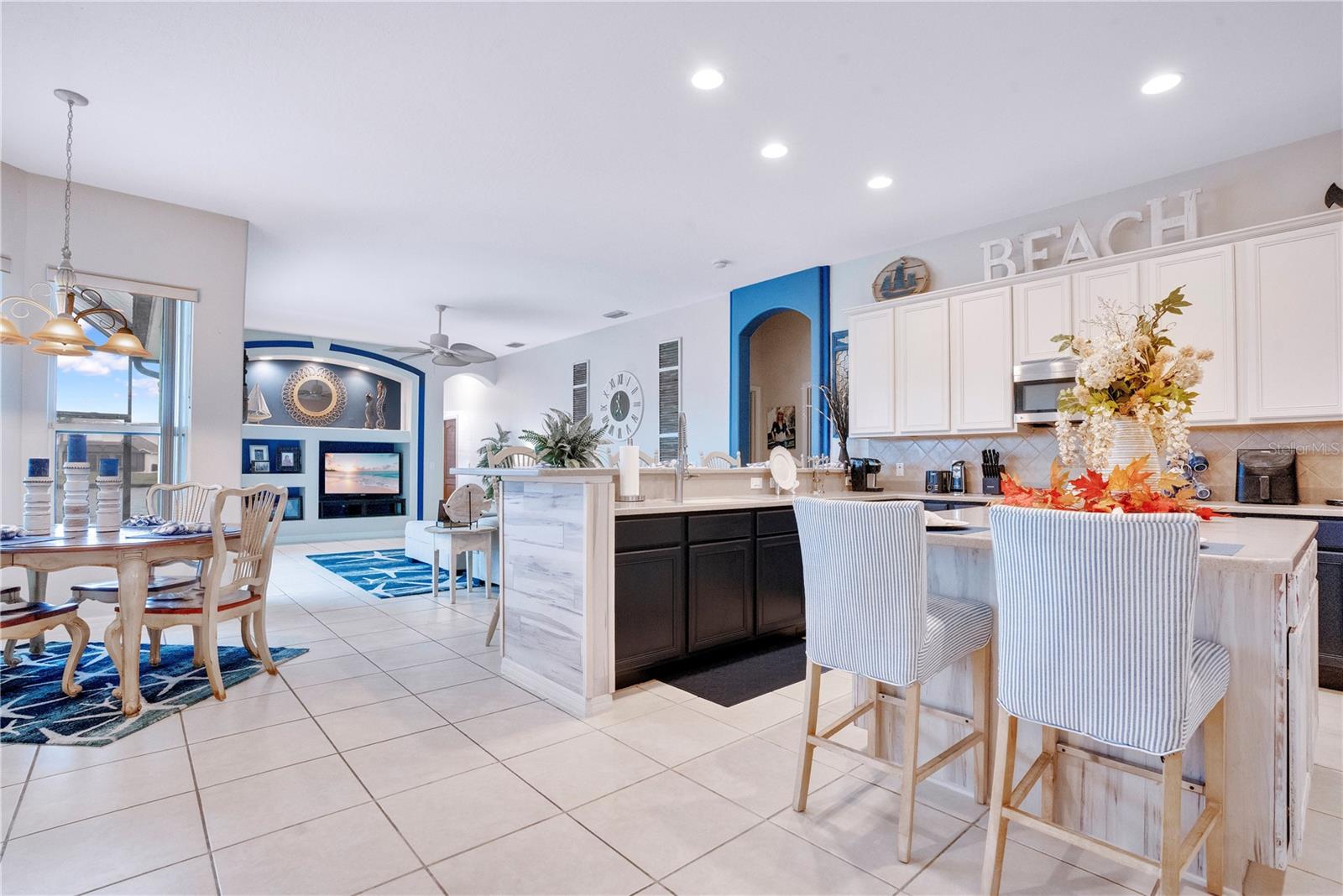 Image 23 of 59 For 3637 Peninsula Circle