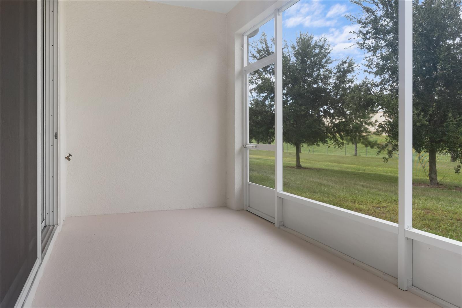 Image 26 of 31 For 3869 Plainview Drive