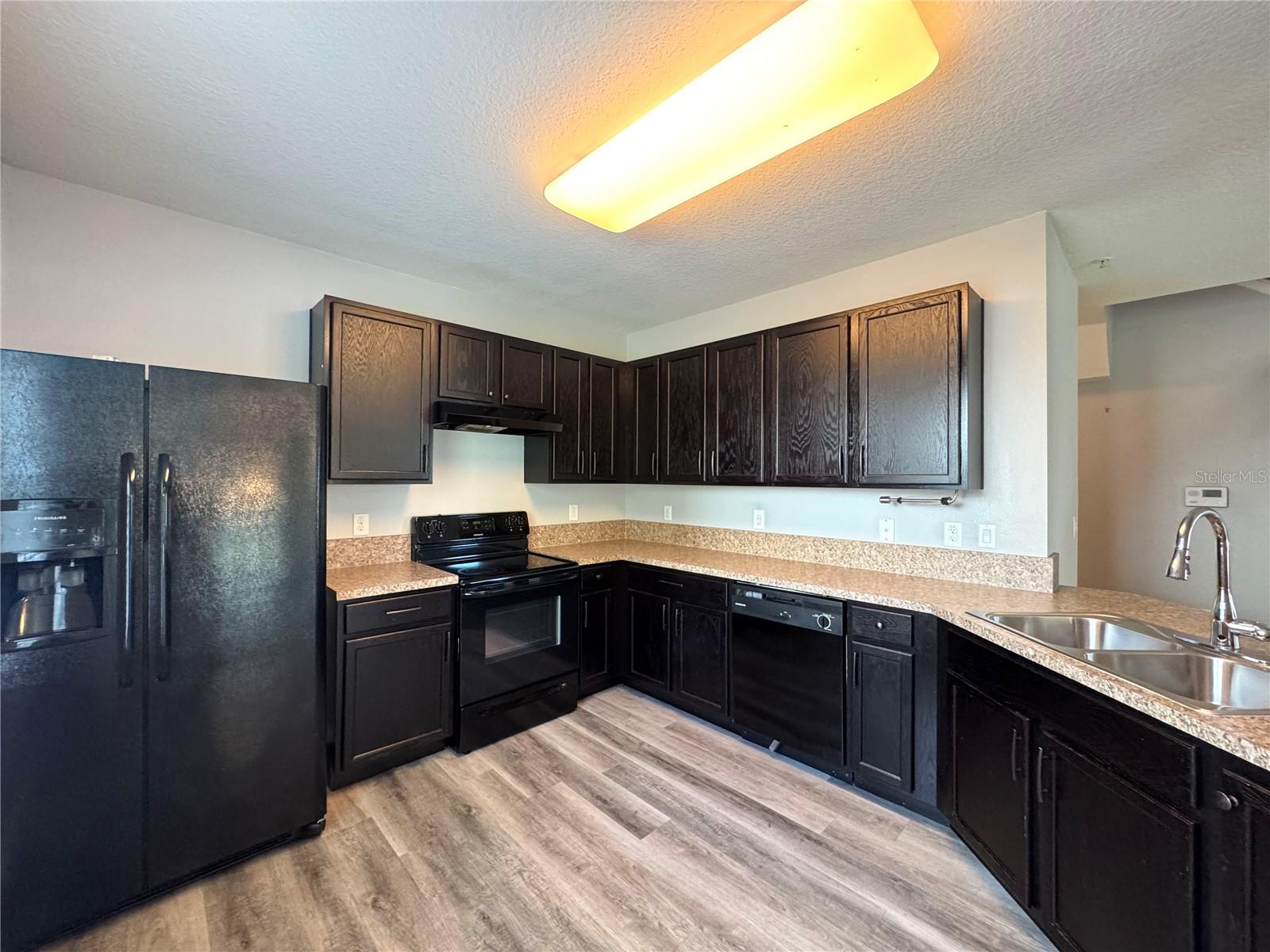 Image 6 of 22 For 3617 Seneca Club Loop 7-102