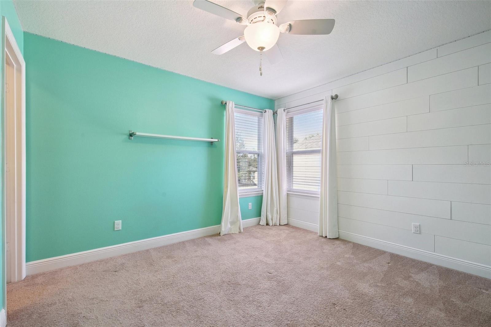 Image 30 of 45 For 4940 Palmetto Park Drive