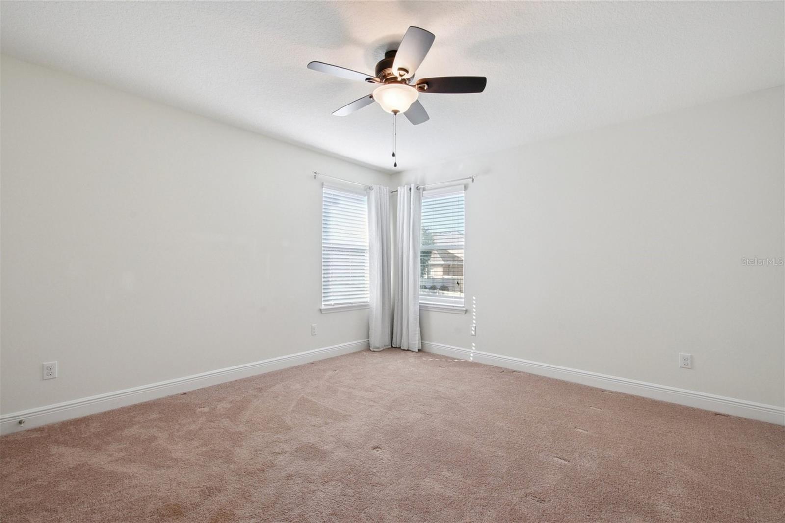 Image 32 of 45 For 4940 Palmetto Park Drive