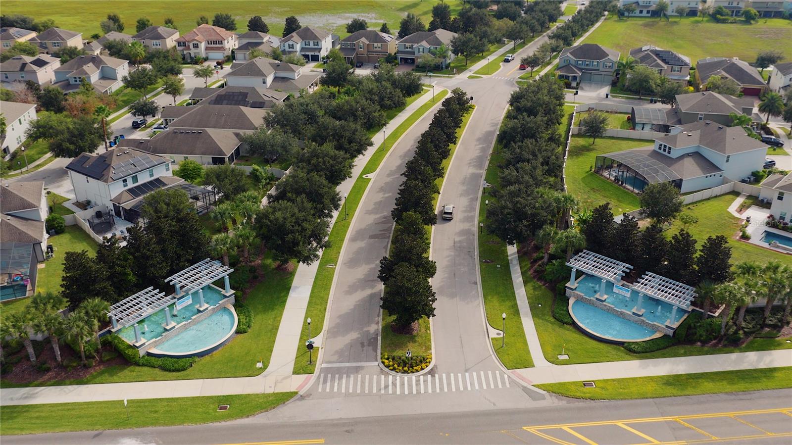 Image 44 of 45 For 4940 Palmetto Park Drive