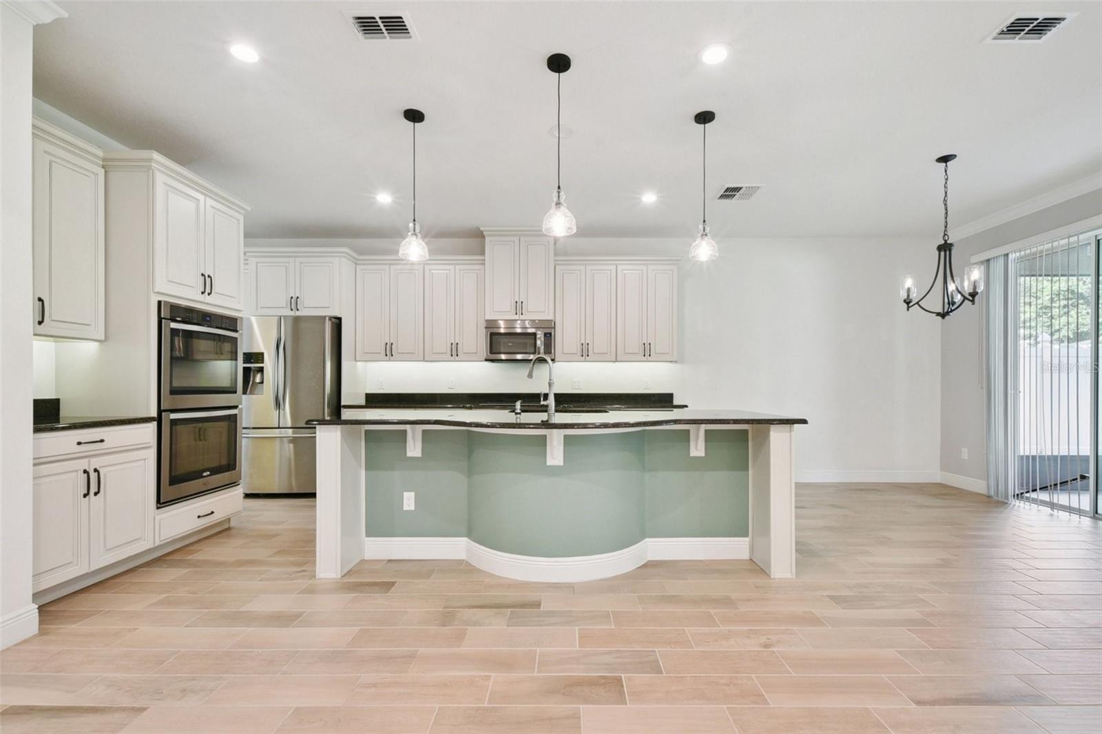 Image 6 of 45 For 4940 Palmetto Park Drive