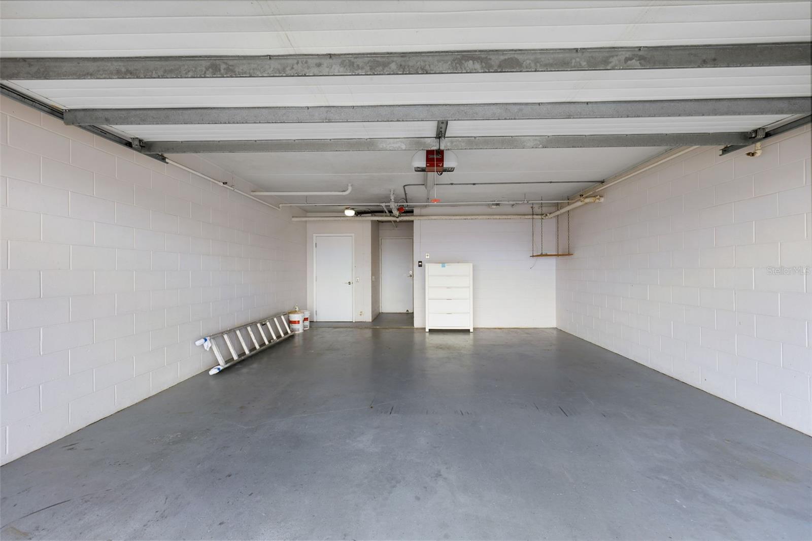 Image 34 of 40 For 4950 Bayshore Boulevard 23