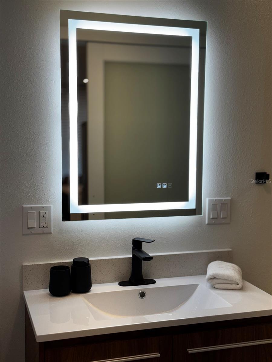 Image 24 of 41 For 43420 Highway 27  414