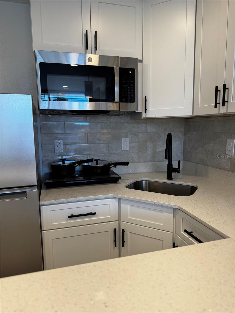 Image 6 of 41 For 43420 Highway 27  414