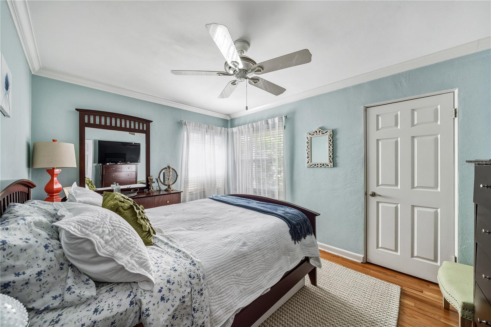 Image 19 of 24 For 3109 Harrison Avenue