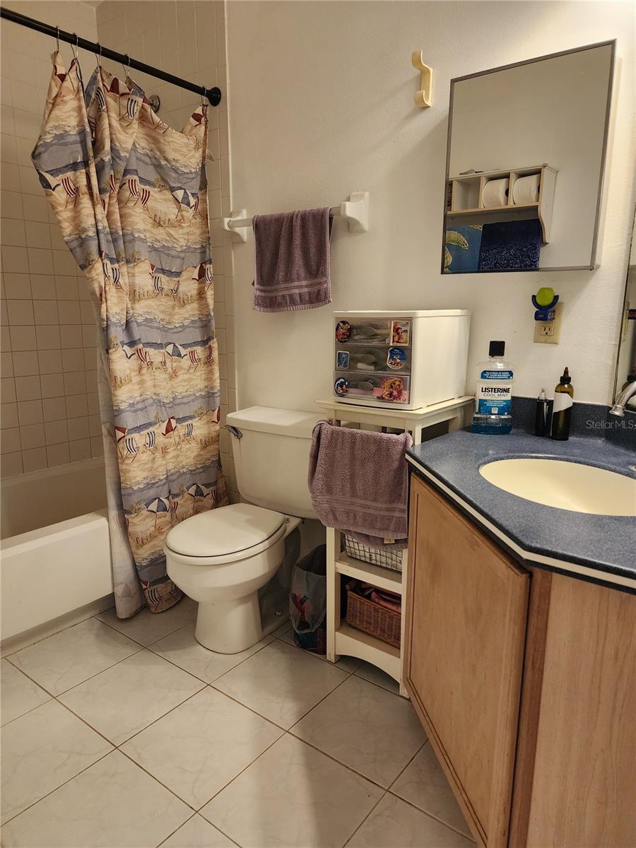 Image 11 of 18 For 11462 Commercial Street