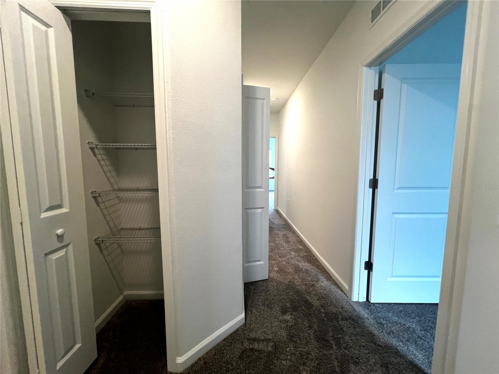 Image 14 of 23 For 3114 Laurent Loop